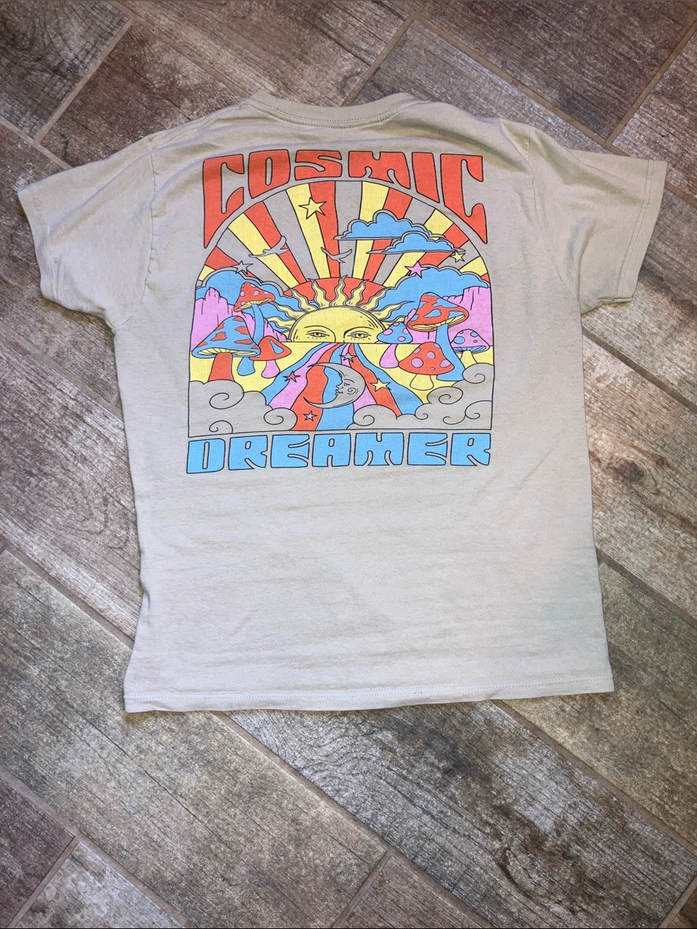 CALL YOUR MOTHER Cosmic Dreamer Graphic Tee  Sunburst Short Sleeve VINTAGE